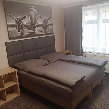 Kraliky Apartman Exteriör bild