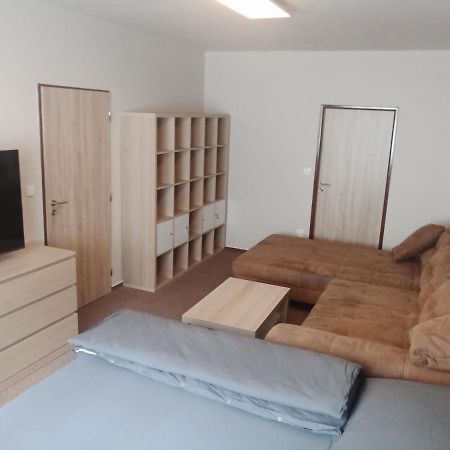 Kraliky Apartman Exteriör bild